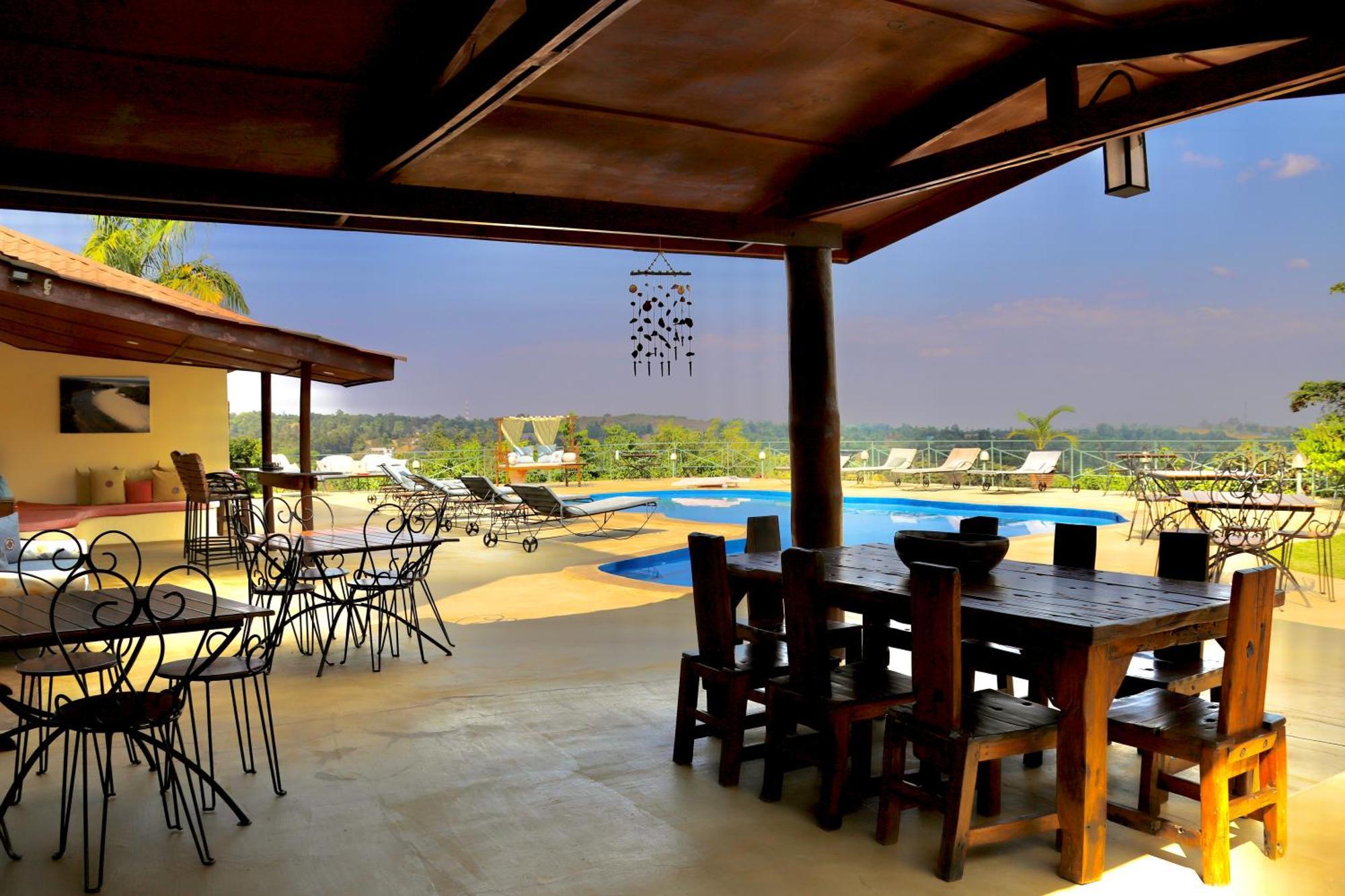 Pink Flamingo Boutique Hotel Moshi Esterno foto
