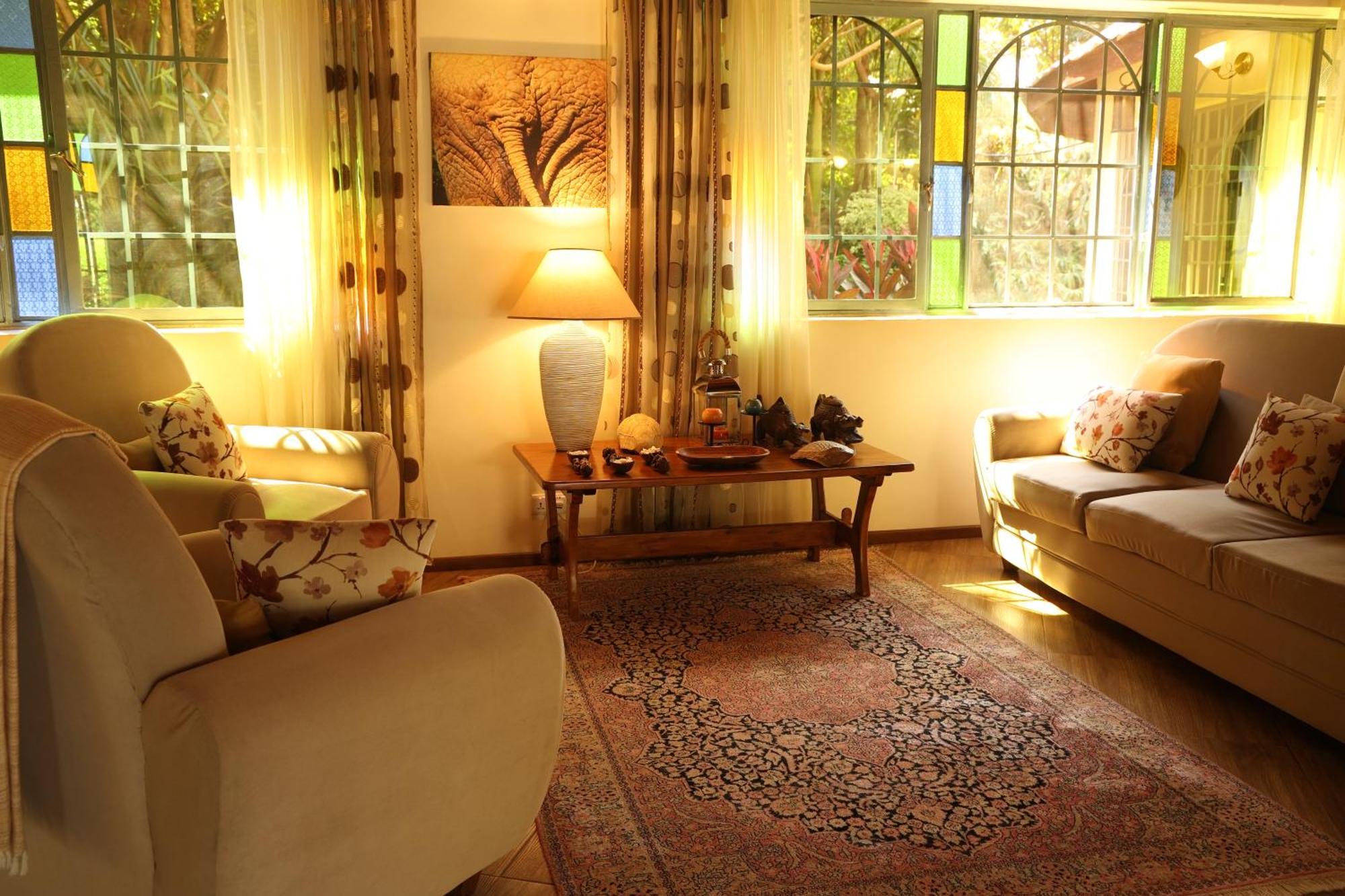 Pink Flamingo Boutique Hotel Moshi Esterno foto
